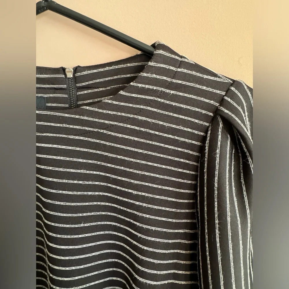 Donna Morgan Long Sleeved Dress - Picture 6 of 6